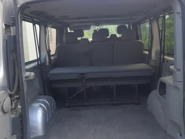 Серый Рено 9, объемом двигателя 2.5 л и пробегом 430 тыс. км за 4500 $, фото 3 на Automoto.ua