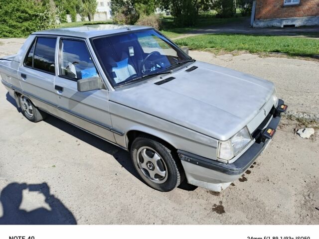 Серый Рено 9, объемом двигателя 1.4 л и пробегом 210 тыс. км за 1423 $, фото 1 на Automoto.ua