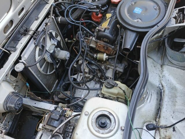 Серый Рено 9, объемом двигателя 1.4 л и пробегом 210 тыс. км за 1423 $, фото 7 на Automoto.ua