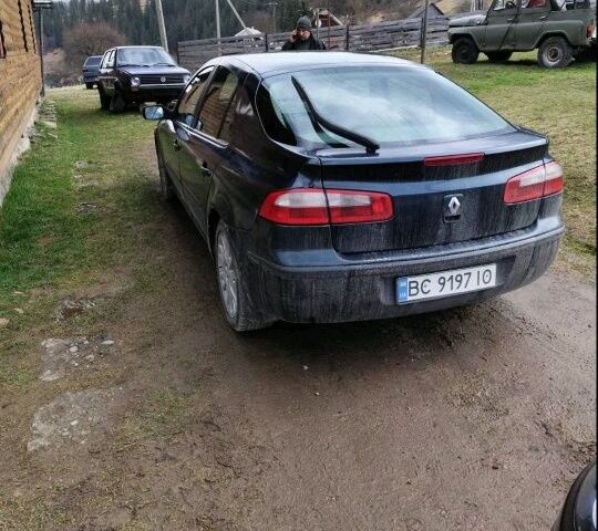 Синий Рено 9, объемом двигателя 1.9 л и пробегом 400 тыс. км за 1500 $, фото 1 на Automoto.ua