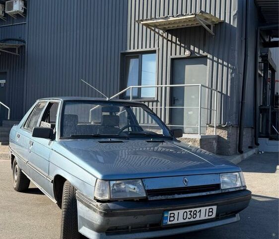 Синий Рено 9, объемом двигателя 1.4 л и пробегом 276 тыс. км за 1200 $, фото 3 на Automoto.ua
