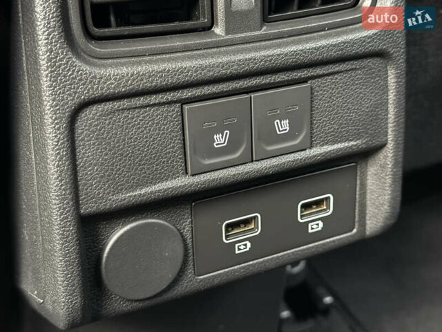 Белый Рено Arkana, объемом двигателя 1.33 л и пробегом 50 тыс. км за 15750 $, фото 20 на Automoto.ua