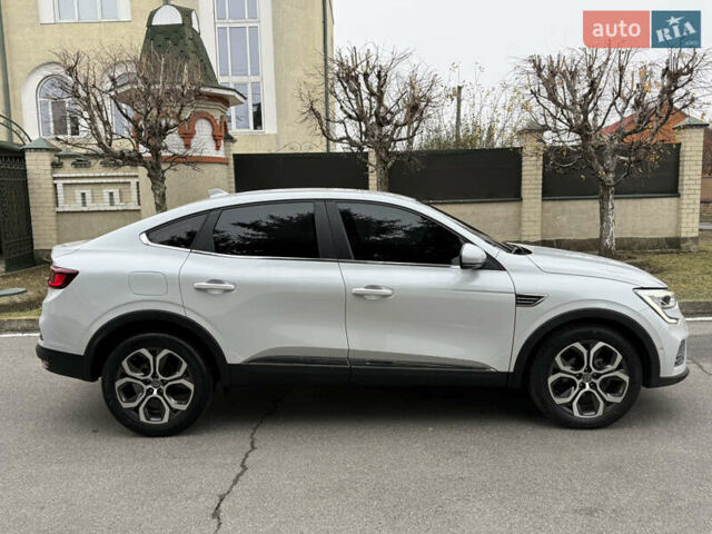 Белый Рено Arkana, объемом двигателя 1.33 л и пробегом 50 тыс. км за 15750 $, фото 3 на Automoto.ua