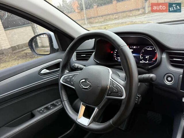 Белый Рено Arkana, объемом двигателя 1.33 л и пробегом 50 тыс. км за 15750 $, фото 26 на Automoto.ua