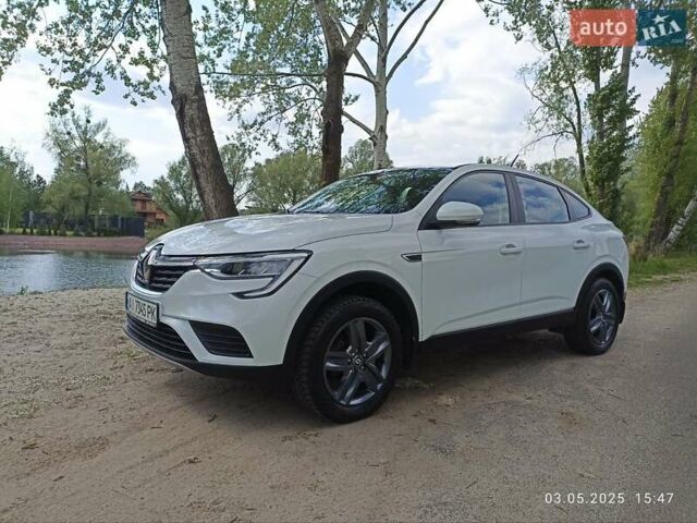 Белый Рено Arkana, объемом двигателя 1.6 л и пробегом 91 тыс. км за 15200 $, фото 4 на Automoto.ua