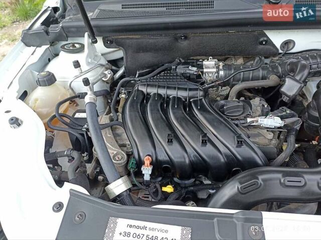 Белый Рено Arkana, объемом двигателя 1.6 л и пробегом 91 тыс. км за 15200 $, фото 16 на Automoto.ua