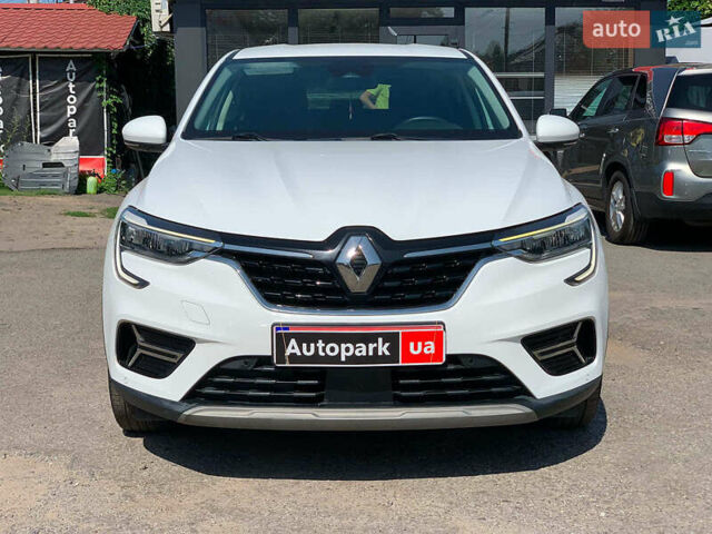 Белый Рено Arkana, объемом двигателя 1.6 л и пробегом 240 тыс. км за 20690 $, фото 1 на Automoto.ua