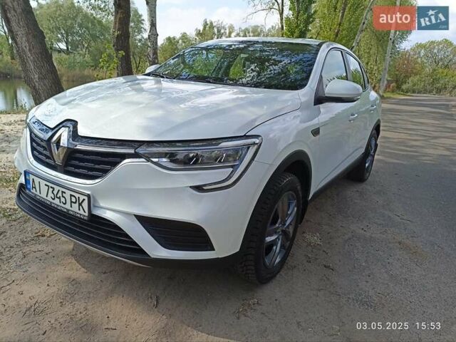 Белый Рено Arkana, объемом двигателя 1.6 л и пробегом 91 тыс. км за 15200 $, фото 27 на Automoto.ua