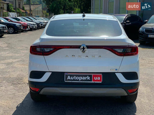 Белый Рено Arkana, объемом двигателя 1.6 л и пробегом 240 тыс. км за 20690 $, фото 4 на Automoto.ua