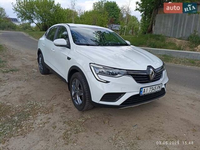 Белый Рено Arkana, объемом двигателя 1.6 л и пробегом 91 тыс. км за 15200 $, фото 2 на Automoto.ua