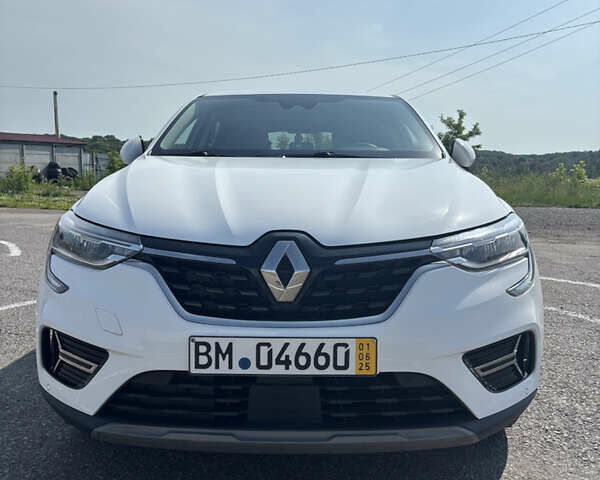 Белый Рено Arkana, объемом двигателя 1.6 л и пробегом 220 тыс. км за 19999 $, фото 3 на Automoto.ua