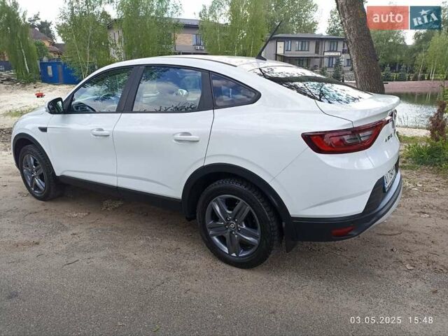 Белый Рено Arkana, объемом двигателя 1.6 л и пробегом 91 тыс. км за 15200 $, фото 8 на Automoto.ua
