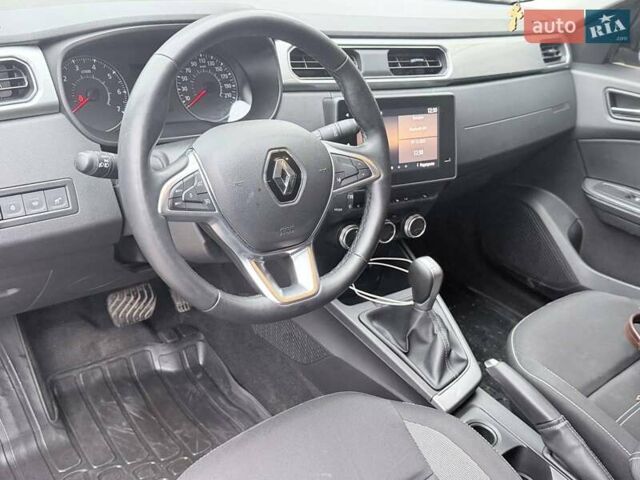 Чорний Рено Arkana, об'ємом двигуна 1.6 л та пробігом 74 тис. км за 16500 $, фото 9 на Automoto.ua