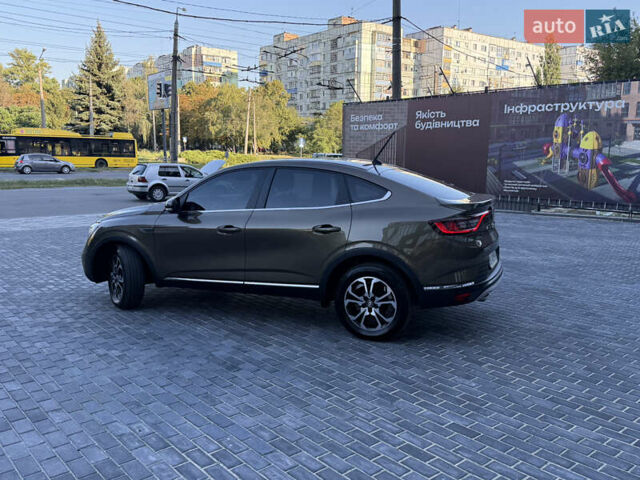 Коричневый Рено Arkana, объемом двигателя 1.33 л и пробегом 117 тыс. км за 16700 $, фото 4 на Automoto.ua