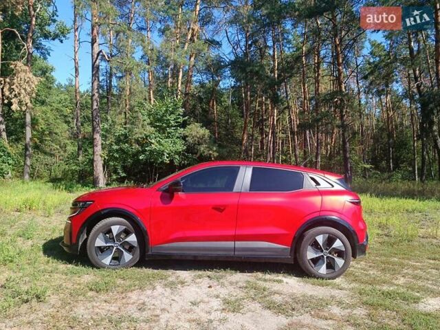 Красный Рено Arkana, объемом двигателя 0 л и пробегом 54 тыс. км за 23800 $, фото 16 на Automoto.ua