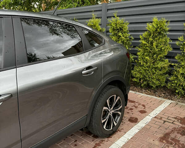 Рено Arkana, объемом двигателя 1.6 л и пробегом 53 тыс. км за 16000 $, фото 1 на Automoto.ua