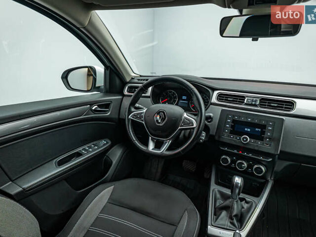 Рено Arkana, об'ємом двигуна 1.6 л та пробігом 122 тис. км за 15681 $, фото 10 на Automoto.ua