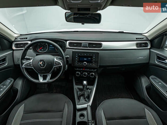 Рено Arkana, об'ємом двигуна 1.6 л та пробігом 122 тис. км за 15681 $, фото 9 на Automoto.ua
