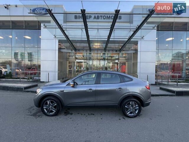 Сірий Рено Arkana, об'ємом двигуна 1.6 л та пробігом 59 тис. км за 15781 $, фото 3 на Automoto.ua