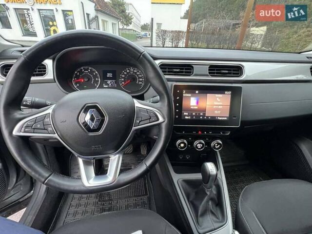 Сірий Рено Arkana, об'ємом двигуна 1.6 л та пробігом 76 тис. км за 14000 $, фото 6 на Automoto.ua