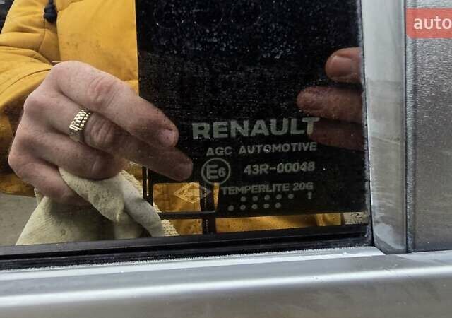 Серый Рено Arkana, объемом двигателя 1.6 л и пробегом 64 тыс. км за 17500 $, фото 22 на Automoto.ua