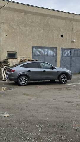 Серый Рено Arkana, объемом двигателя 1.6 л и пробегом 64 тыс. км за 17500 $, фото 8 на Automoto.ua