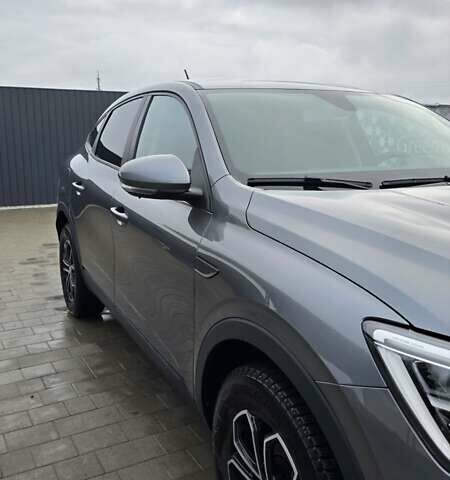 Серый Рено Arkana, объемом двигателя 1.6 л и пробегом 64 тыс. км за 17500 $, фото 6 на Automoto.ua