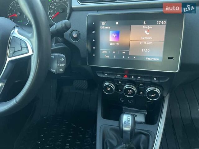 Сірий Рено Arkana, об'ємом двигуна 1.6 л та пробігом 59 тис. км за 15781 $, фото 22 на Automoto.ua