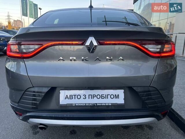 Сірий Рено Arkana, об'ємом двигуна 1.6 л та пробігом 59 тис. км за 15781 $, фото 5 на Automoto.ua