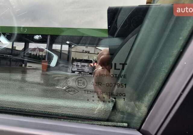 Серый Рено Arkana, объемом двигателя 1.6 л и пробегом 64 тыс. км за 17500 $, фото 18 на Automoto.ua