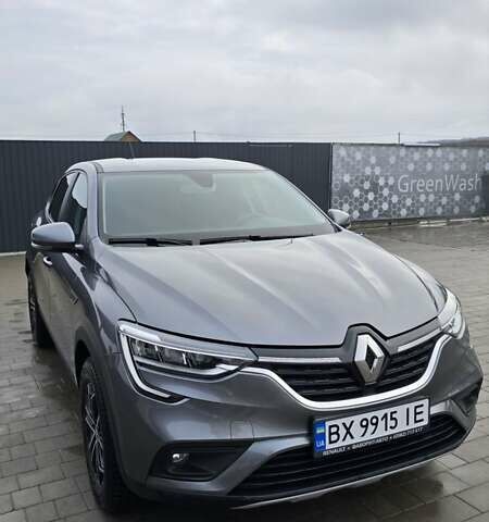 Серый Рено Arkana, объемом двигателя 1.6 л и пробегом 64 тыс. км за 17500 $, фото 2 на Automoto.ua