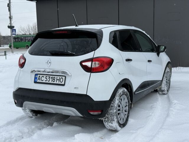 Белый Рено Каптур, объемом двигателя 1.5 л и пробегом 219 тыс. км за 9300 $, фото 7 на Automoto.ua