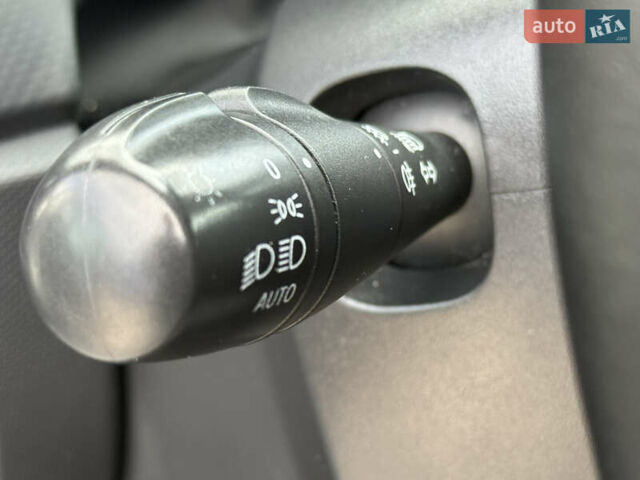Білий Рено Каптур, об'ємом двигуна 1.5 л та пробігом 220 тис. км за 11950 $, фото 35 на Automoto.ua
