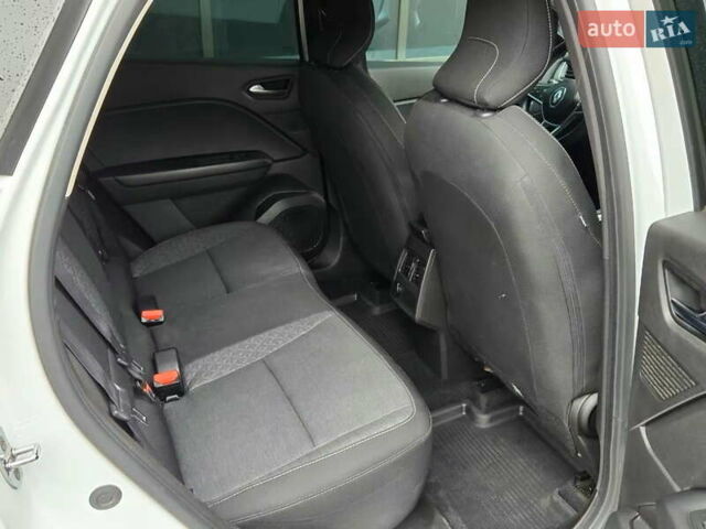 Рено Каптур 2021 в Киеве на Automoto.ua Белый Рено Каптур, объемом двигателя 1.33 л и пробегом 68 тыс. км за 17900 $, фото 21 на Automoto.ua