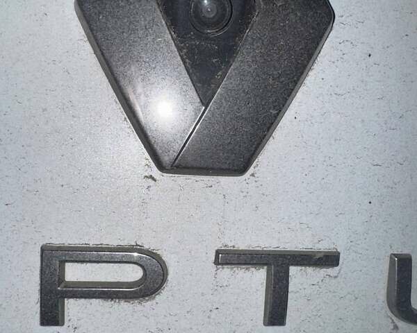 Білий Рено Каптур, об'ємом двигуна 1.33 л та пробігом 29 тис. км за 19000 $, фото 13 на Automoto.ua