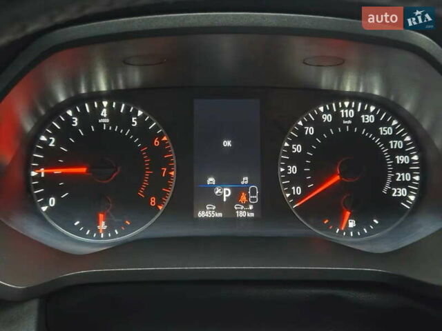 Белый Рено Каптур, объемом двигателя 1.4 л и пробегом 68 тыс. км за 16300 $, фото 22 на Automoto.ua