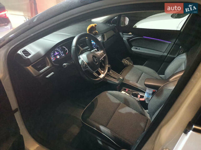 Белый Рено Каптур, объемом двигателя 1.33 л и пробегом 29 тыс. км за 20990 $, фото 13 на Automoto.ua