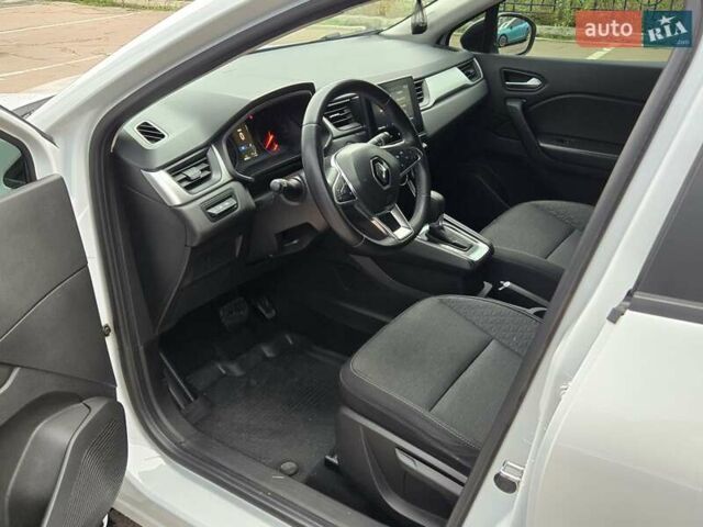 Белый Рено Каптур, объемом двигателя 1.4 л и пробегом 68 тыс. км за 16700 $, фото 7 на Automoto.ua