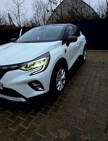 Білий Рено Каптур, об'ємом двигуна 1.33 л та пробігом 43 тис. км за 18500 $, фото 6 на Automoto.ua