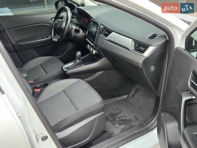 Белый Рено Каптур, объемом двигателя 1.4 л и пробегом 68 тыс. км за 16700 $, фото 9 на Automoto.ua