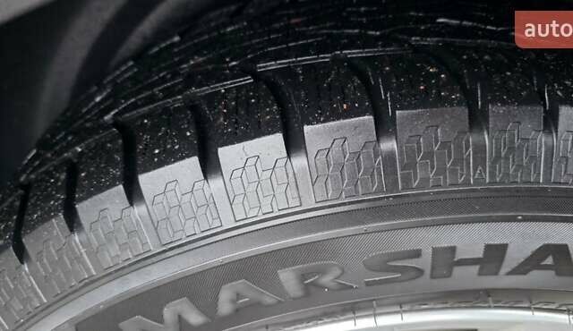 Білий Рено Каптур, об'ємом двигуна 1.33 л та пробігом 43 тис. км за 18500 $, фото 17 на Automoto.ua