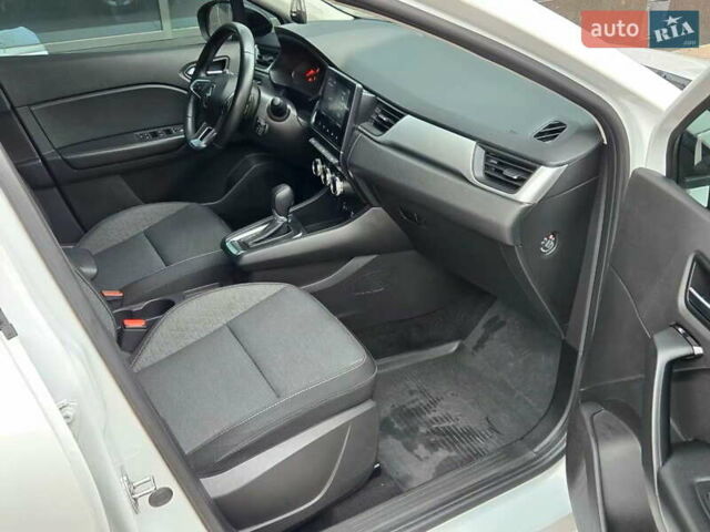 Белый Рено Каптур, объемом двигателя 1.4 л и пробегом 68 тыс. км за 16300 $, фото 16 на Automoto.ua