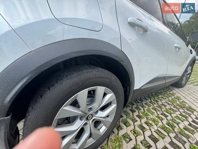 Білий Рено Каптур, об'ємом двигуна 1.33 л та пробігом 29 тис. км за 19000 $, фото 15 на Automoto.ua
