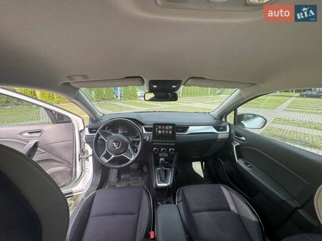 Білий Рено Каптур, об'ємом двигуна 1.33 л та пробігом 29 тис. км за 19000 $, фото 8 на Automoto.ua