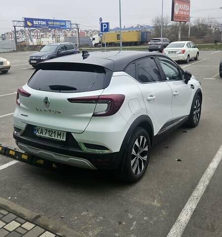 Белый Рено Каптур, объемом двигателя 1.33 л и пробегом 33 тыс. км за 20500 $, фото 1 на Automoto.ua