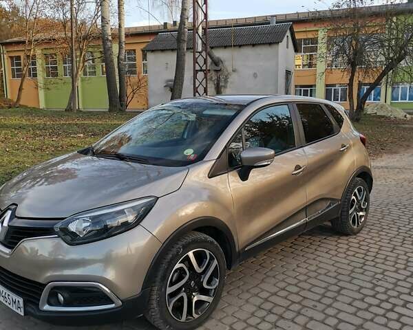 Бежевий Рено Каптур, об'ємом двигуна 1.46 л та пробігом 247 тис. км за 9100 $, фото 2 на Automoto.ua