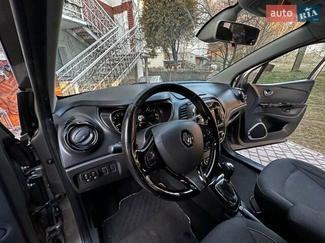 Бежевый Рено Каптур, объемом двигателя 1.5 л и пробегом 117 тыс. км за 10900 $, фото 25 на Automoto.ua