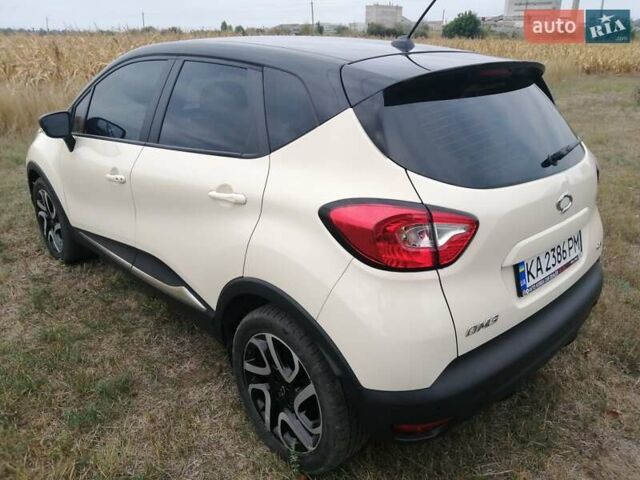 Бежевый Рено Каптур, объемом двигателя 1.46 л и пробегом 126 тыс. км за 11000 $, фото 5 на Automoto.ua