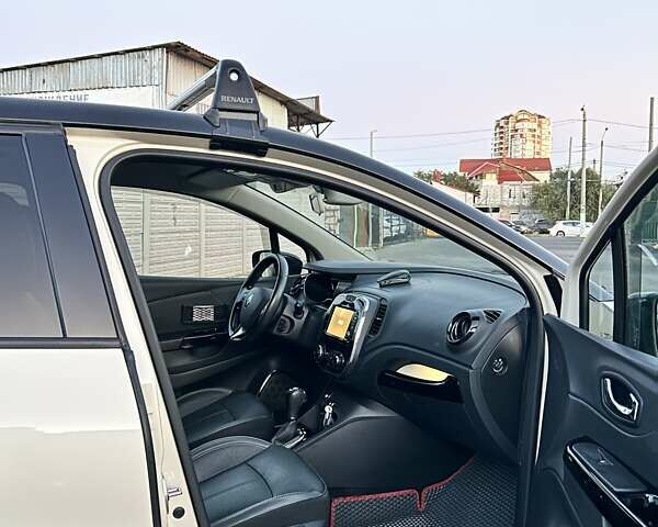 Бежевий Рено Каптур, об'ємом двигуна 1.2 л та пробігом 72 тис. км за 13800 $, фото 4 на Automoto.ua