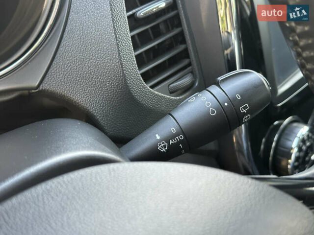 Бежевый Рено Каптур, объемом двигателя 1.46 л и пробегом 100 тыс. км за 13200 $, фото 50 на Automoto.ua